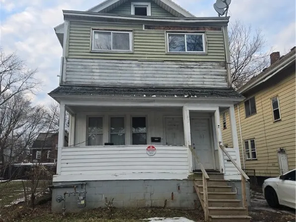 62 Locust St, Rochester, NY 14613