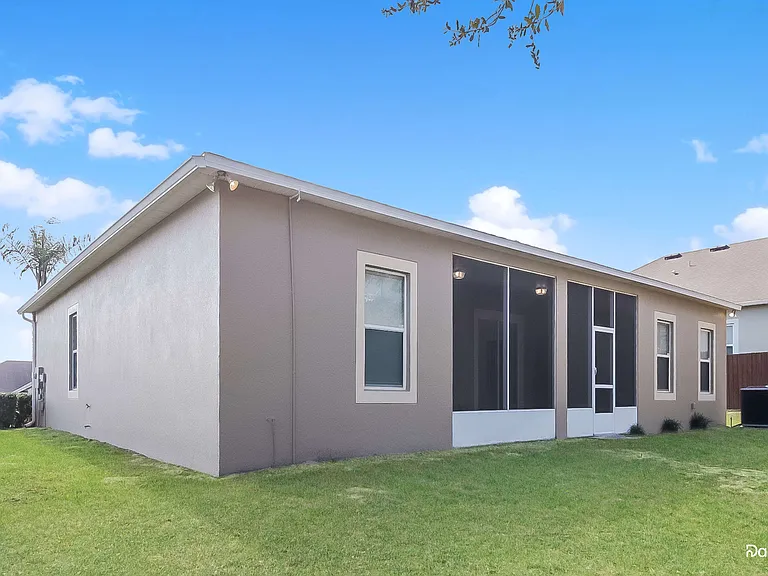1117 Spruce Ridge Ct — Photo 15