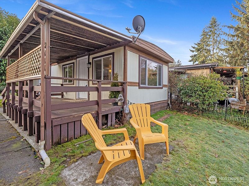 3rd image of 11510 E Riverside Drive #26
