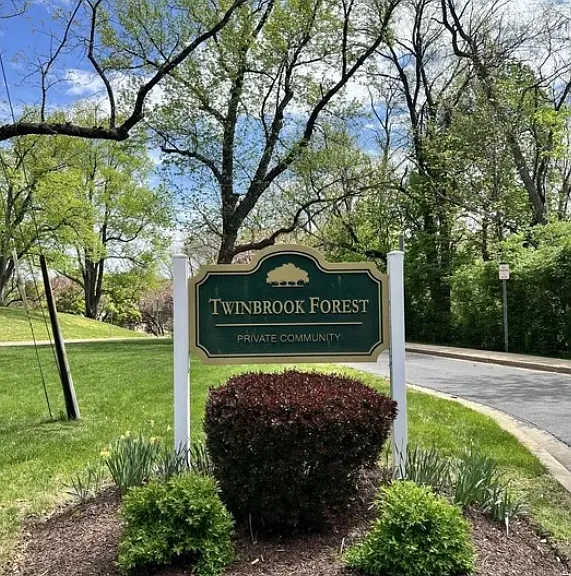 516 Meadow Hall Dr #516 — Photo 9