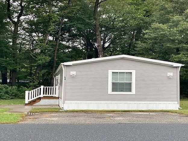 2nd image of 54 Sherwood Forest Way