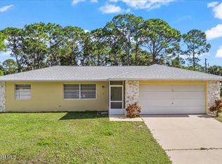 1421 Grand Ct NW, Palm Bay, FL 32907