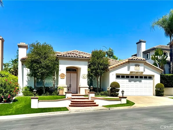 21 Golf View Dr, Trabuco Canyon, CA 92679