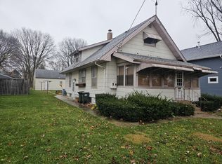 604 14th Ave, Sterling, IL 61081