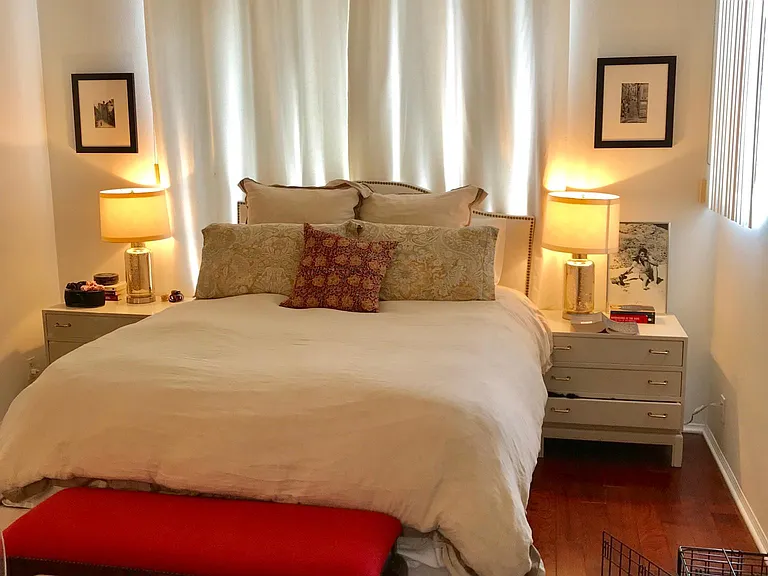 8349 Blackburn Ave #302 — Photo 104