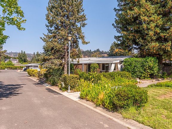 3rd image of 22 San Lucas Court