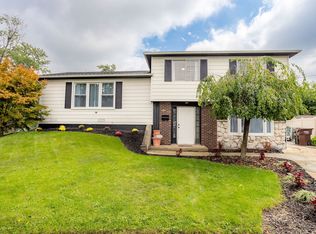 5109 Farmsley Ct, Oak Forest, IL