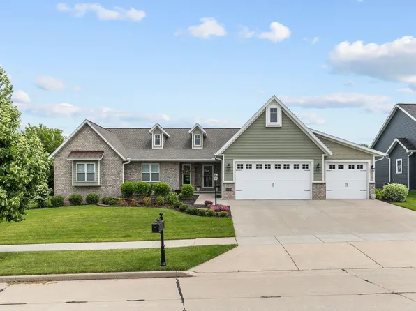 5622 N Rosemary Dr, Appleton, WI 54913