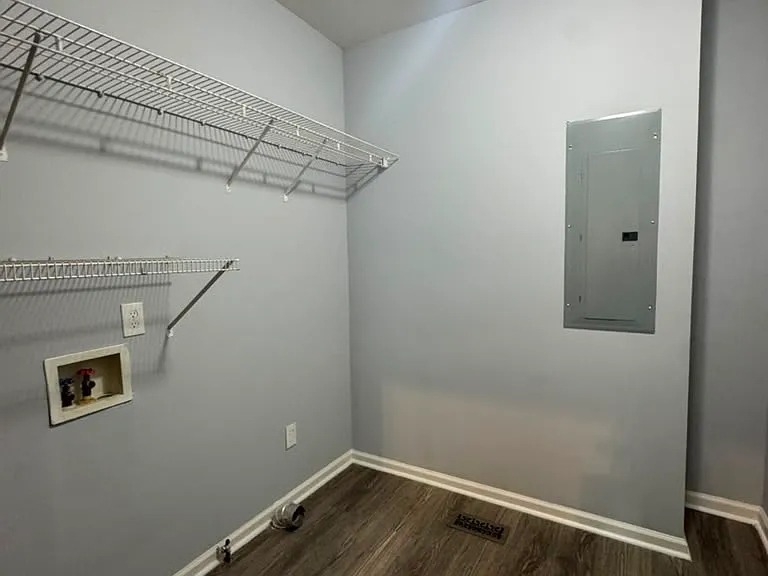 1051 Spartan Ln — Photo 22