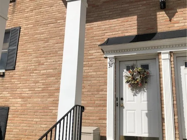 270 Buffalo Rd APT 37, East Aurora, NY 14052