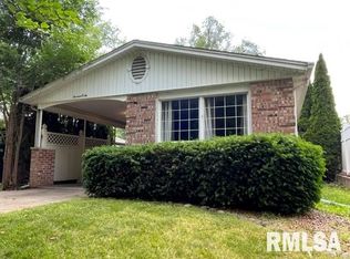 1306 S 23rd St, Quincy, IL 62301