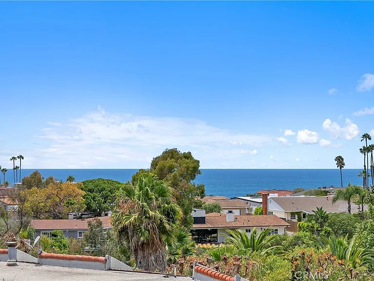 210 Avenida Montalvo #4 — Photo 22