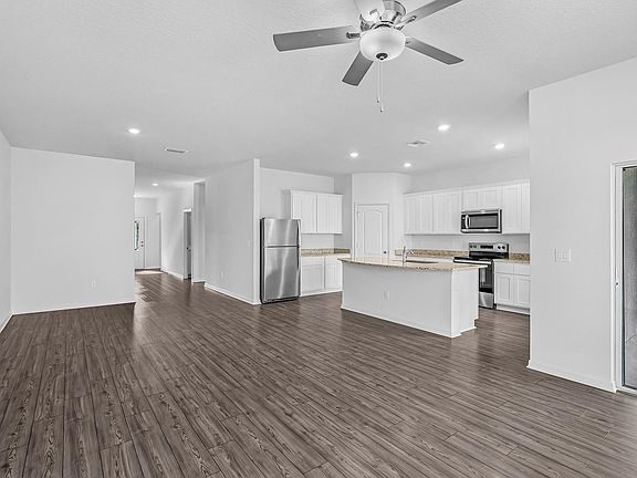4th image of 7775 97th Avenue