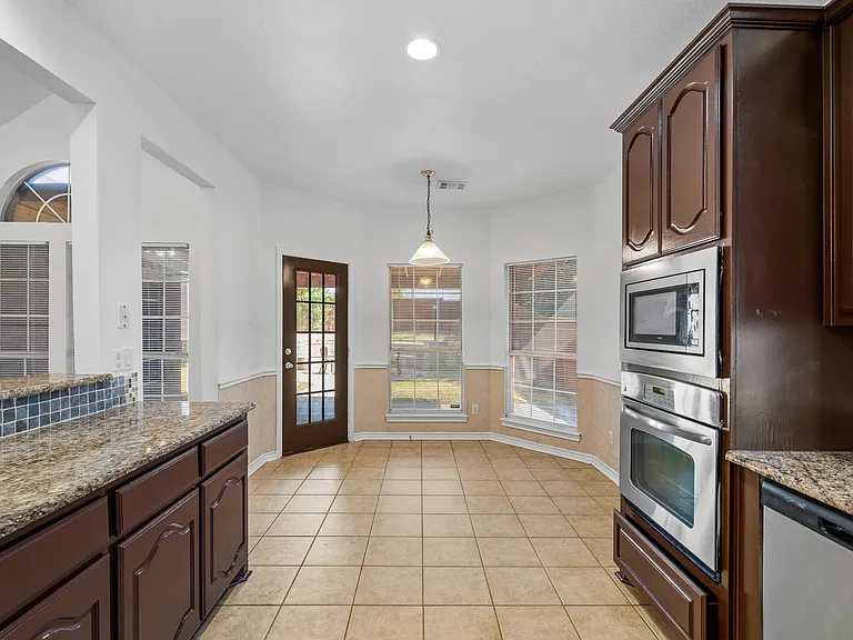 12945 Peach Tree Way — Photo 19