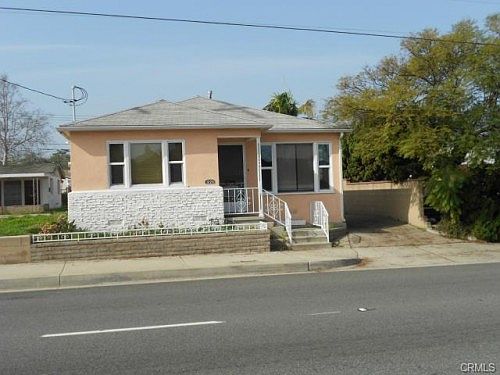 2nd image of 1225 Crenshaw Blvd