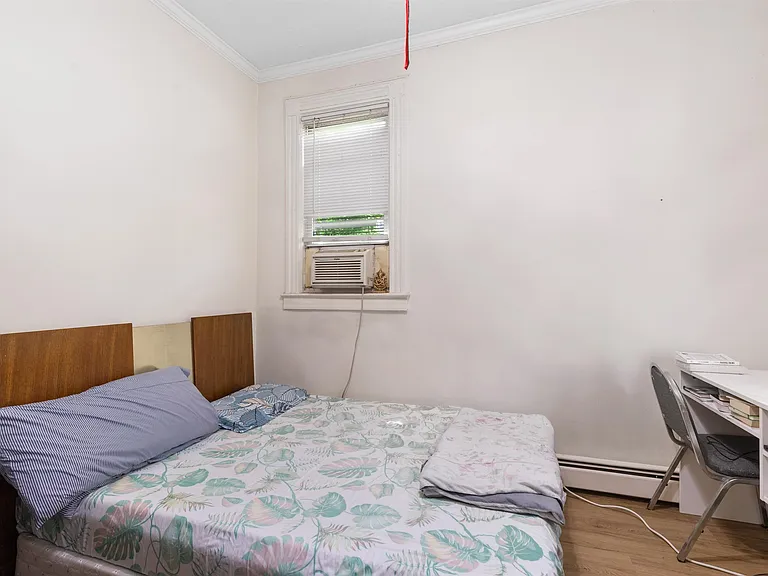 673 Summit Ave #2R — Photo 10