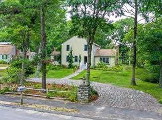 28 Plantation Rd, Plymouth, MA 02360