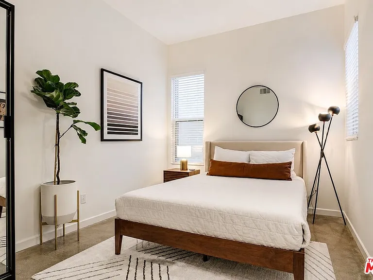 2693 Paragon Loop — Photo 11