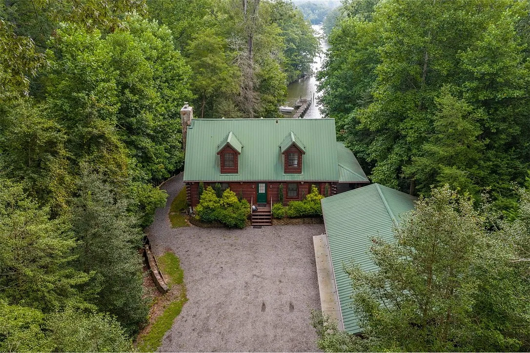 846 Twiggs Ferry Rd photo 1