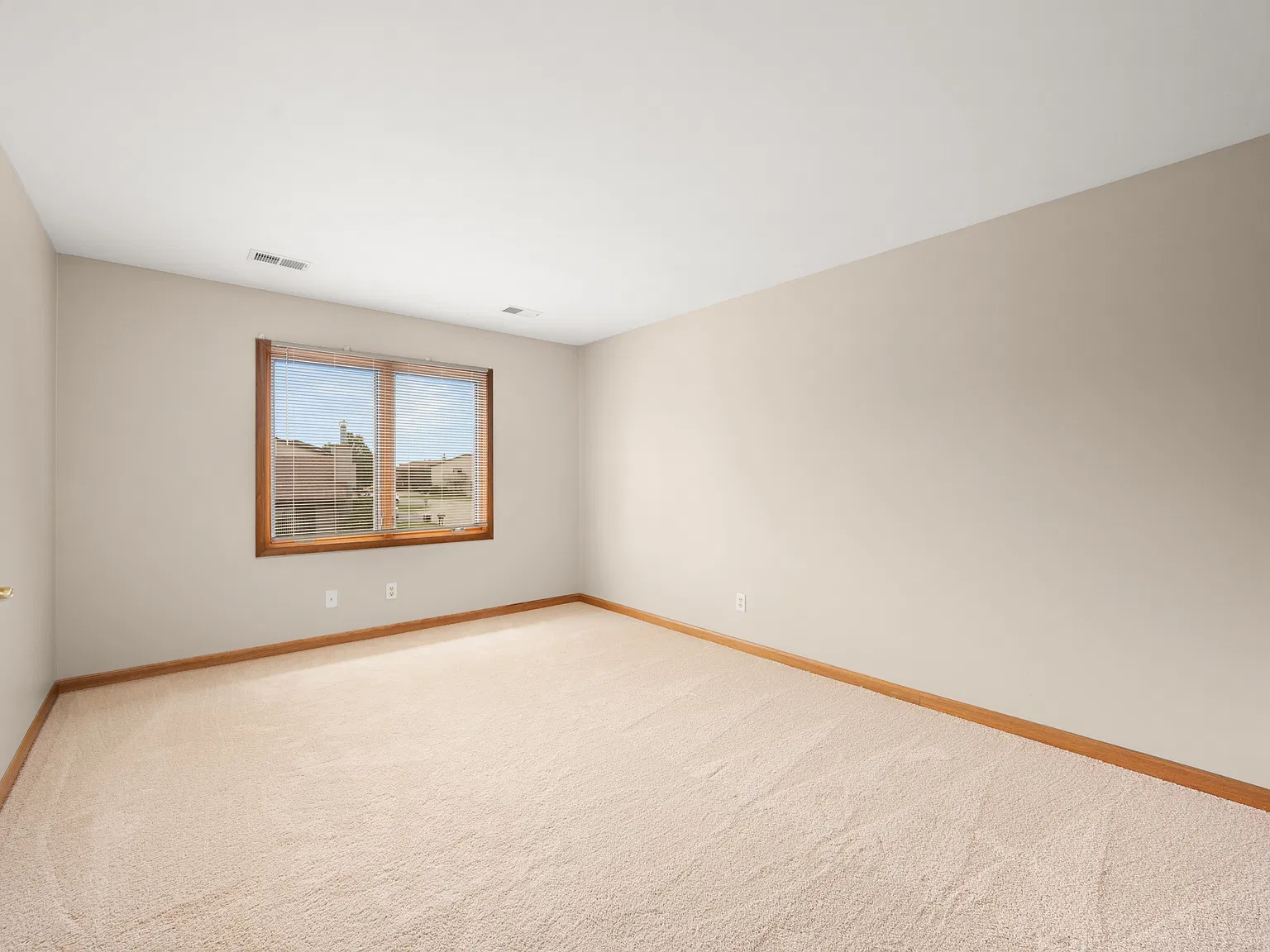 1833 Kerrybrook Ct - MZN - 1 — Photo 4