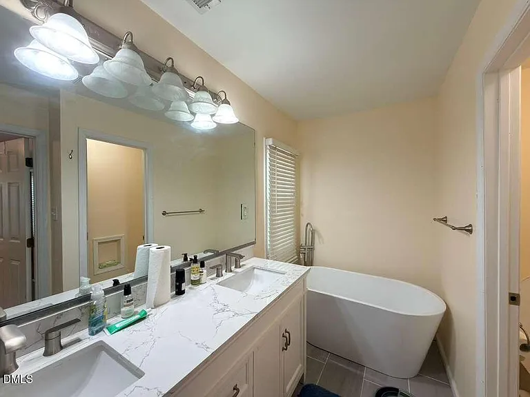 109 E Seve Ct — Photo 20