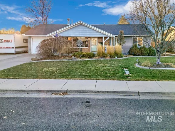 623 Taylor St, Twin Falls, ID 83301