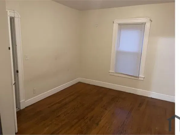 64 Euclid Ave, Springfield, MA 01108