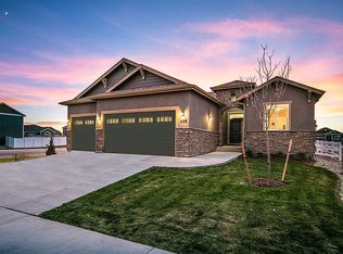 859 Shirttail Peak Dr, Windsor, CO 80550