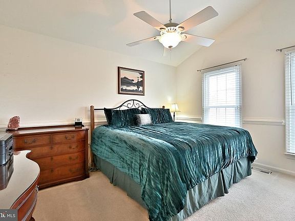 5th image of 6250 Traci Joyce Ln #1