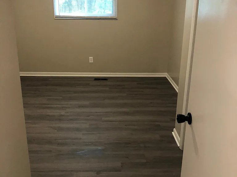 2120 Meadowlawn Dr — Photo 10