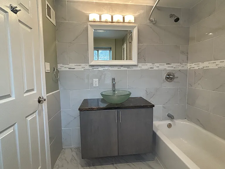 253 Beverly Rd #101 — Photo 8
