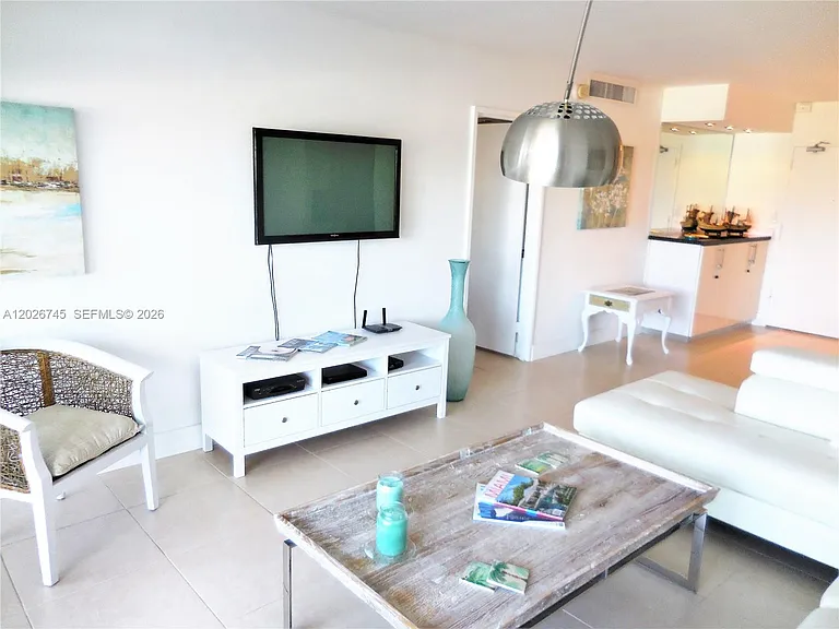 5151 Collins Ave #519 — Photo 6