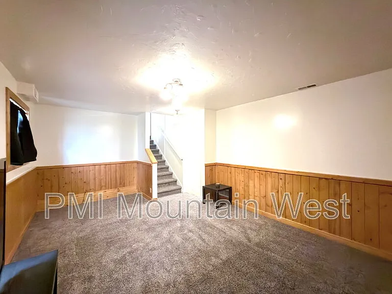 1020 E 1275 N — Photo 15