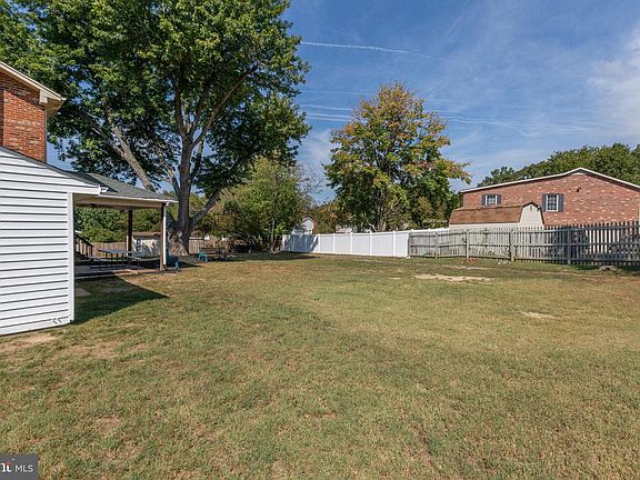 5th image of 2123 Matthew Ln