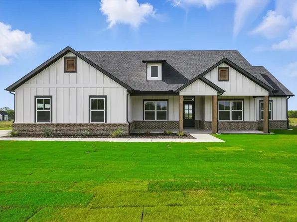 169 Gilmore Ct, Lipan, TX 76462