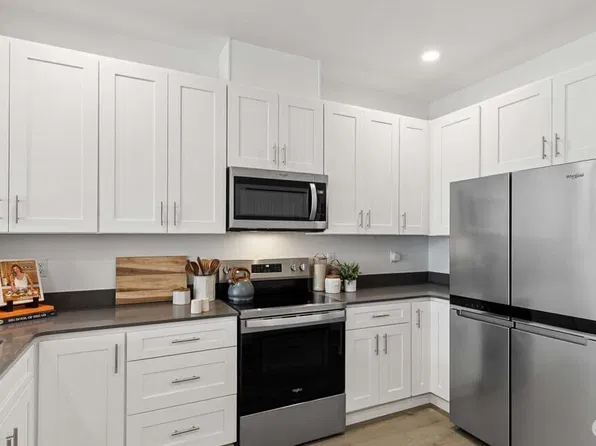 16830 20th Avenue W #E5, Lynnwood, WA 98037