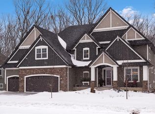 5235 Ranchview Ln N, Plymouth, MN 55446