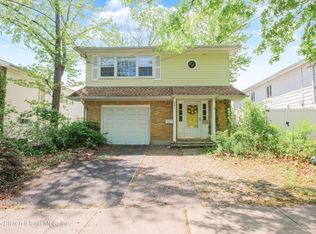 254 Ridgewood Ave, Staten Island, NY 10312