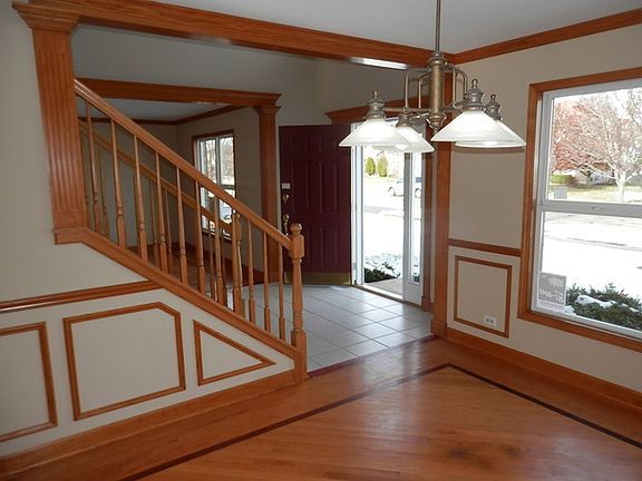 5th image of 24831 Michele Dr
