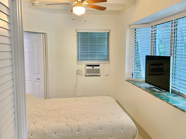 222 Australian Ave #7 — Photo 4