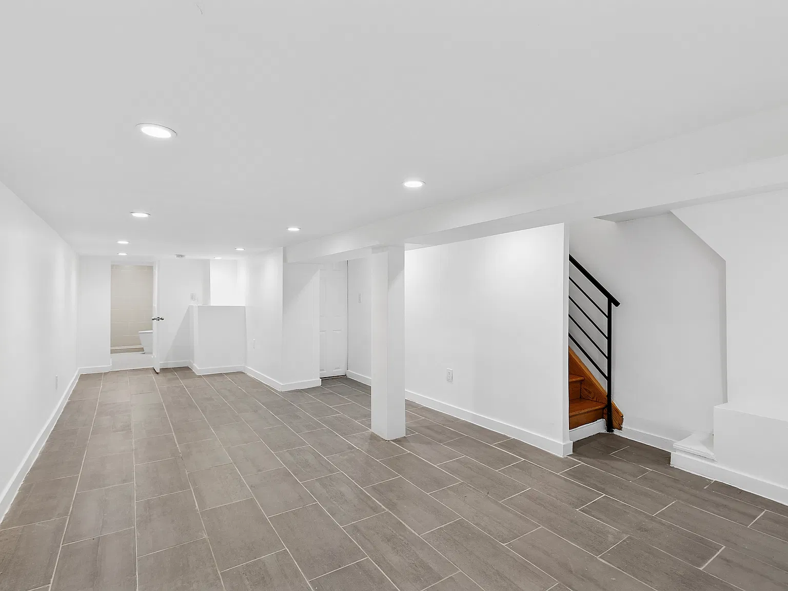 1241 Herkimer Street — Photo 4