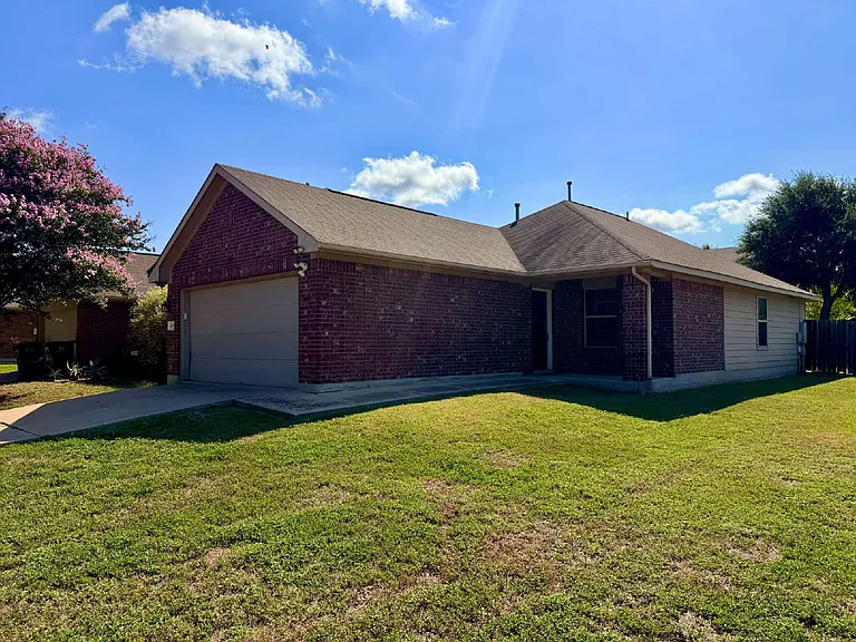 1148 Shadow Creek Blvd — Photo 1