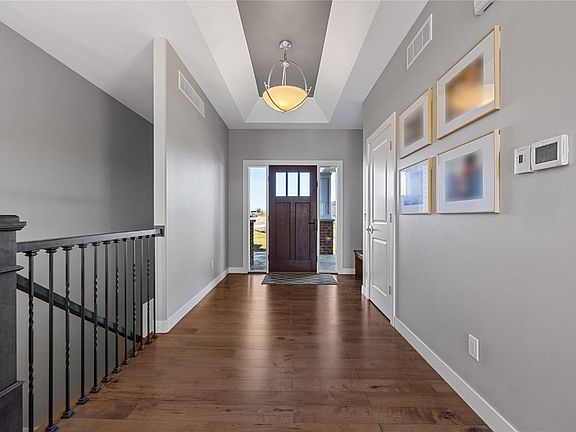 3rd image of 2742 Pack Court Dr