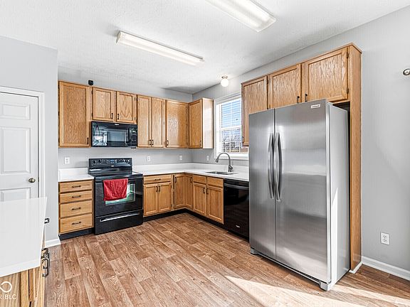 5th image of 13069 Sinclair Pl