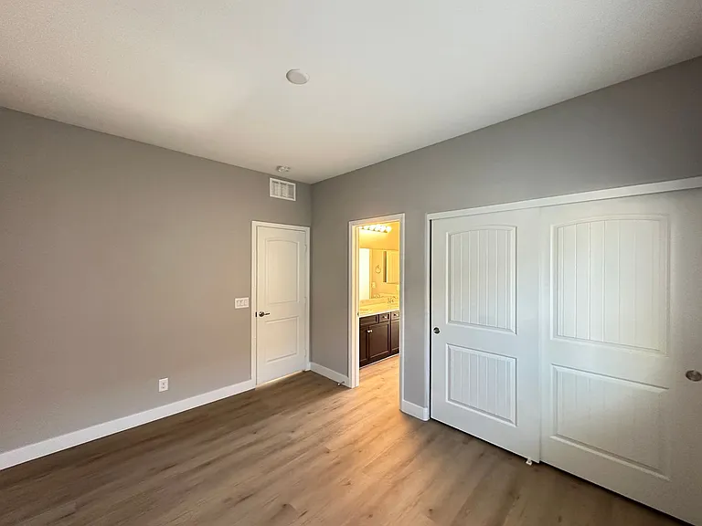 5869 Amber Mesa St — Photo 22