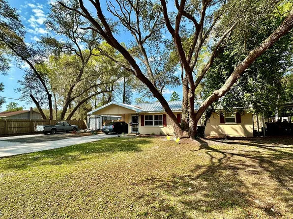 11650 NW 80th Ct, Chiefland, FL 32626