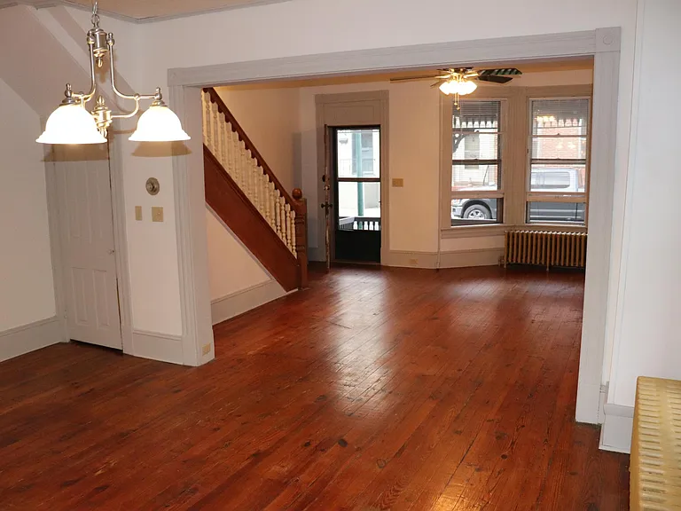Living/dining room