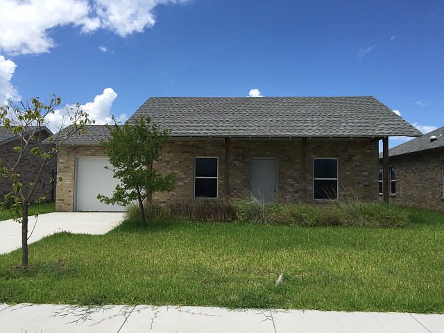 1st image of 475 Platano Ln