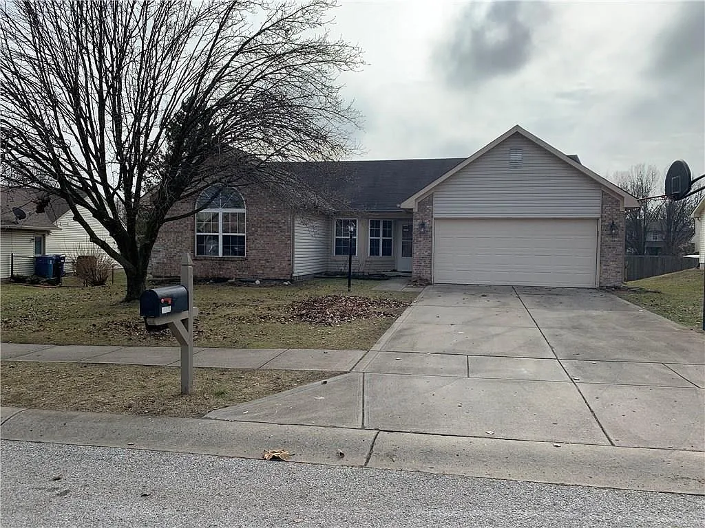 4629 Welton St photo 1