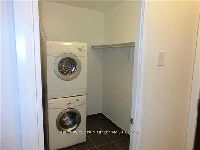 3520 Danforth Ave #211 — Photo 9